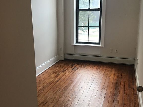 5th image of 61 Atlantic Ave APT 1