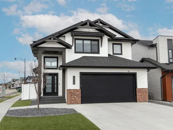 224 E Emerald Dr, Red Deer, AB T4P 3E2