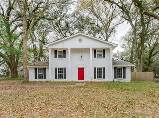 10280 Oak Ln, Grand Bay, AL 36541