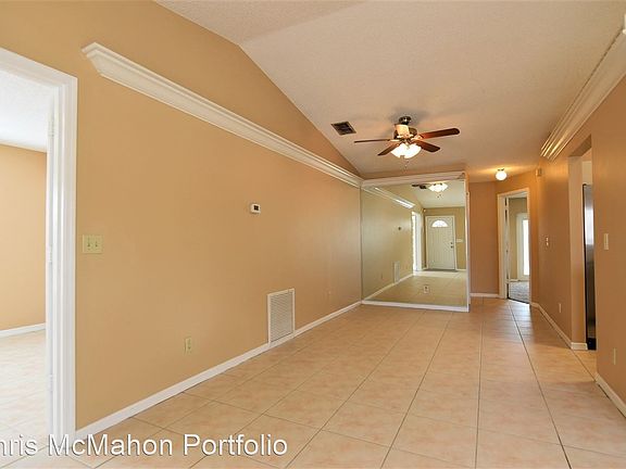 5th image of 1094 Martin Blvd