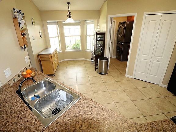 4th image of 2442 Egrets Glade Dr
