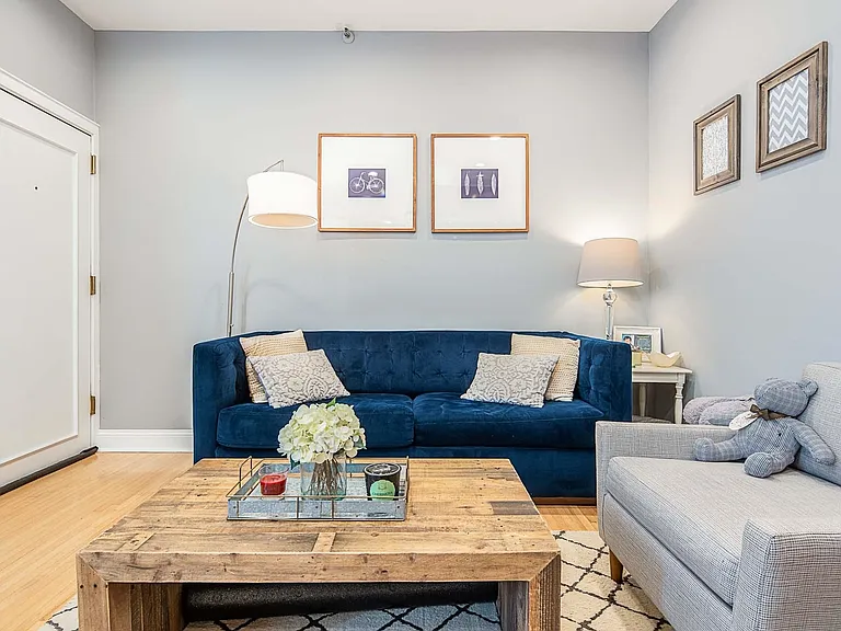 711 Willow Ave #1H — Photo 2