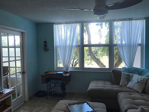 3rd image of 9495 Evergreen Pl APT 305