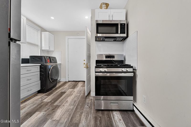 5th image of 299 Quail Street