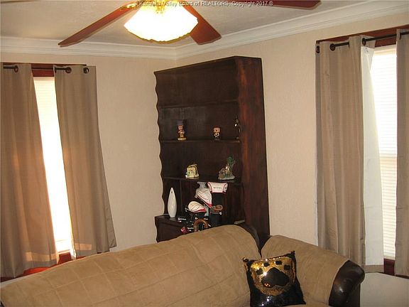 3rd image of 430 McDonald Ave