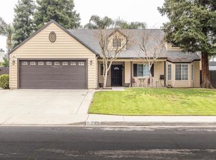 552 W El Paso Ave, Clovis, CA 93611