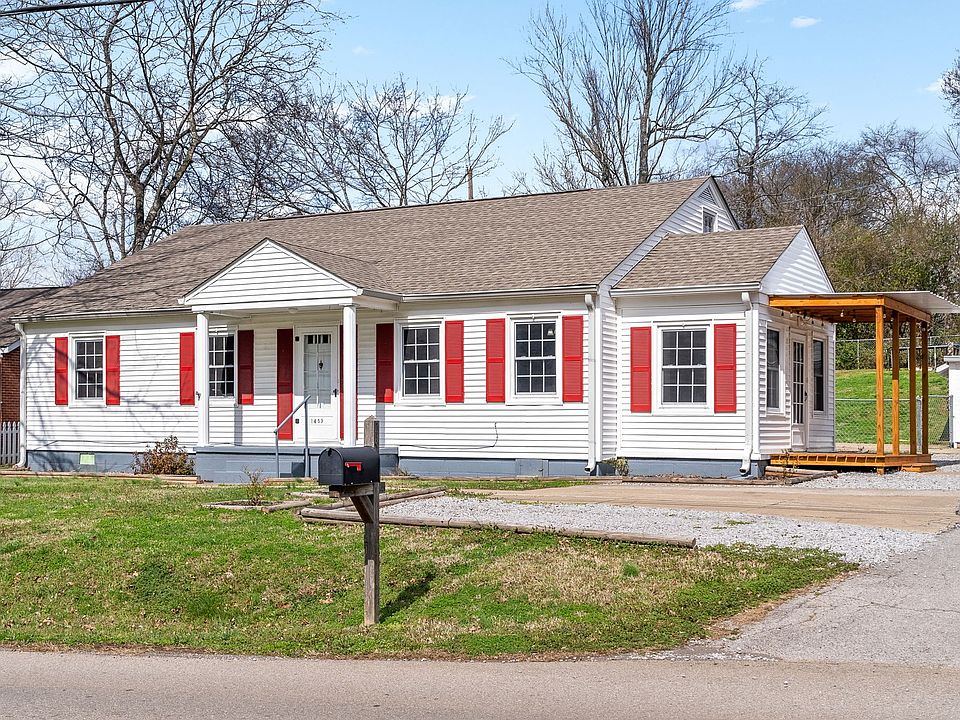 1st image of 1459 Golf Club Ln