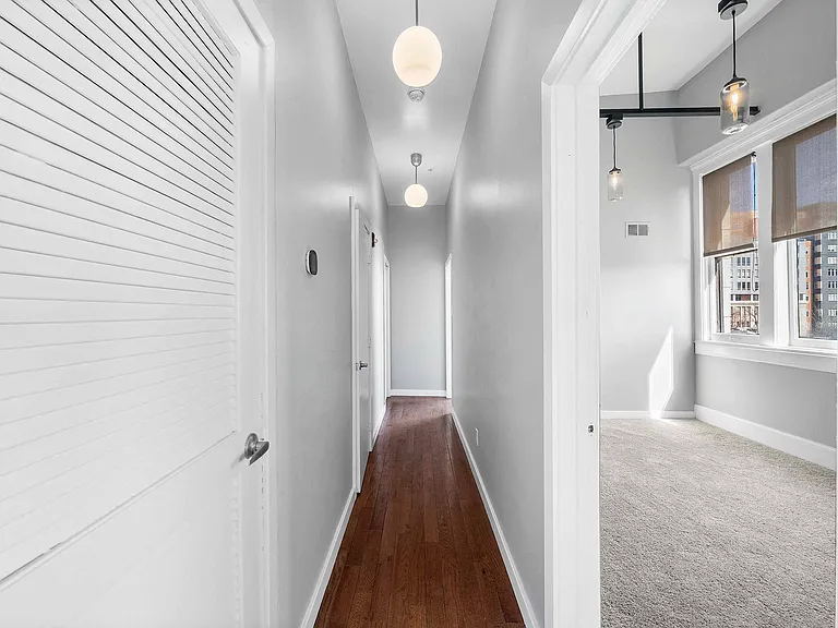 1201 Spruce Street — Photo 9