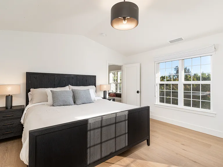 2231 Jonata St — Photo 11