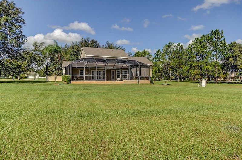 2nd image of 2839 Sherry Brook Ln