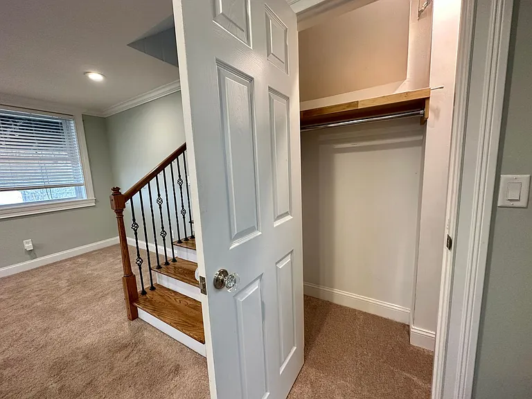 411 Starliner Ct — Photo 15