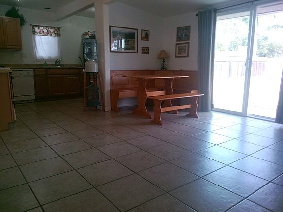 4th image of 569 Del Mar Ave