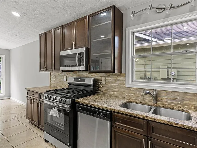 4680 Sterling Oaks Ct — Photo 19