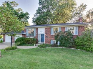 210 Tapestry Dr, Saint Louis, MO