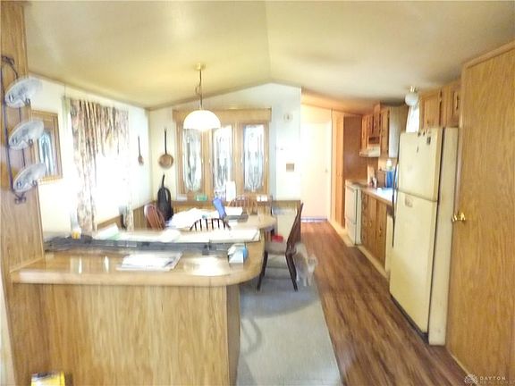 3rd image of 5110 Silverdome Dr