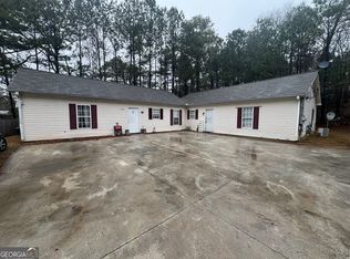 6100/6102 Greenleaf Ct SW, Covington, GA 30014