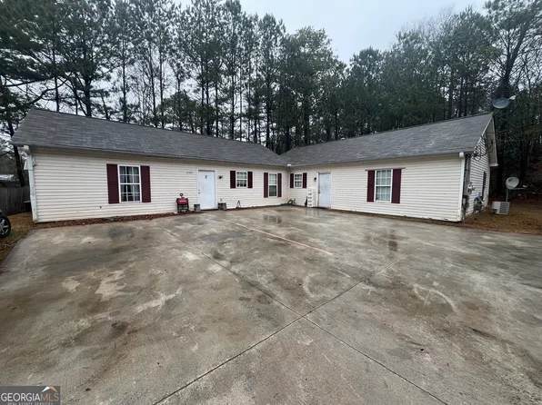 6100/6102 Greenleaf Ct SW, Covington, GA 30014