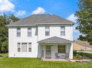 22513 470th St, Oakland, IA 51560