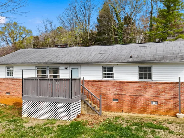 578 Bays View Ct, Kingsport, TN 37660