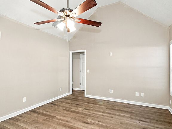 5th image of 130 Hidden Brook Trl