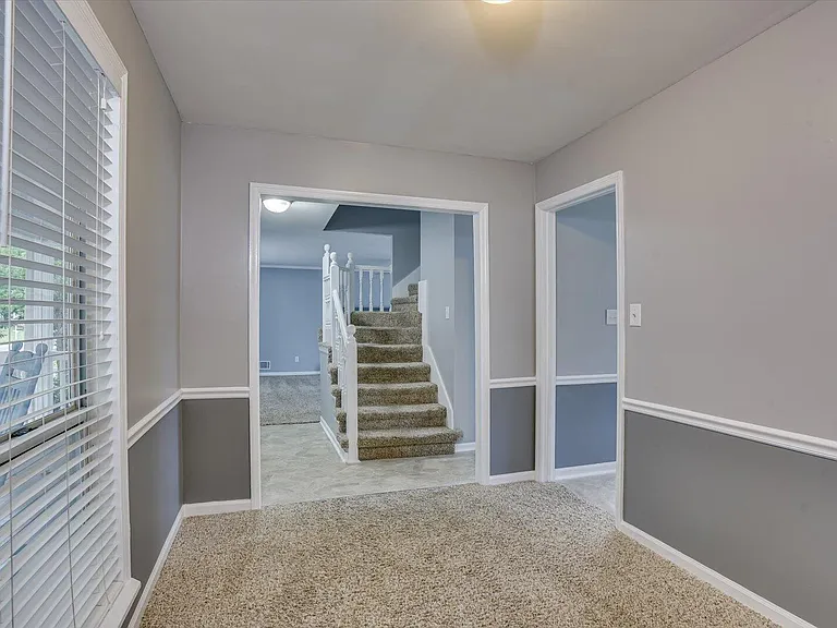 202 Holden Dr — Photo 20