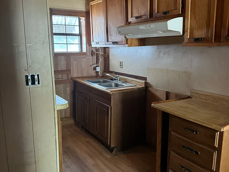312 W Martin Ave — Photo 19