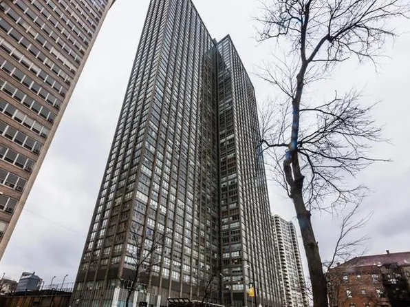 655 W Irving Park Rd APT 3201, Chicago, IL 60613