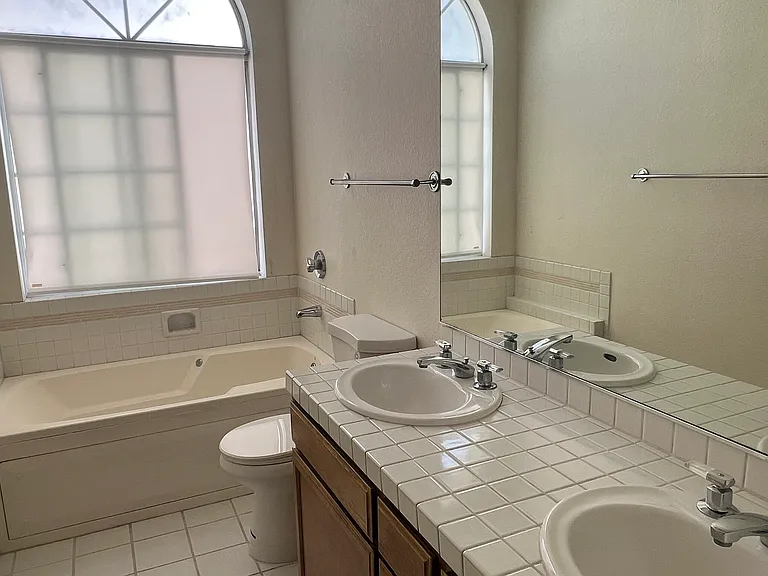 Master Bath- Double Sink, Bathtub, Separate shower room