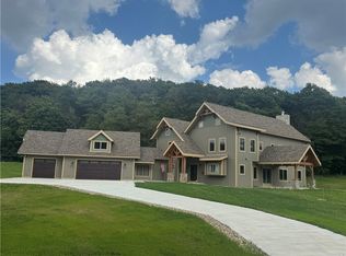 223 Deer Fern Dr S, Somerset, PA 15501