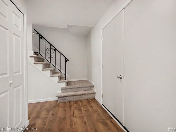 4th image of 18444 Addison Dr