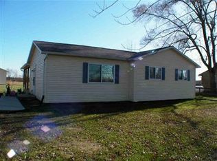 11122 N Morrish Rd, Montrose, MI 48457