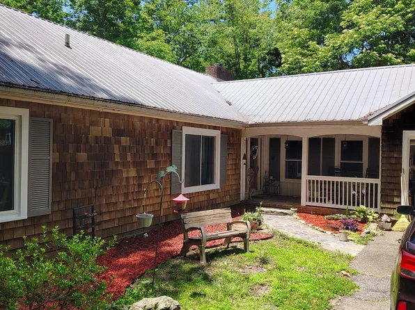 1965 Highway 52 E, Ellijay, GA 30536