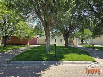 1004 S Monroe St, Hugoton, KS, 67951