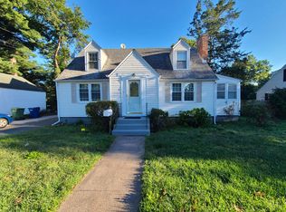 47 Skitchewaug St, Windsor, CT 06095