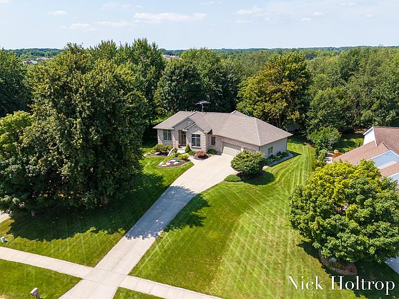 2nd image of 7399 Whistlewood Dr SW