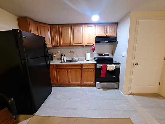 5th image of 4029 De Reimer Ave