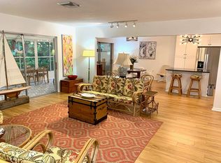 1240 Harbor Lake Dr, Largo, FL 33770