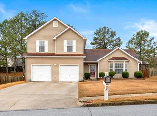 1383 Pebble Beach Ln, Hampton, GA 30228