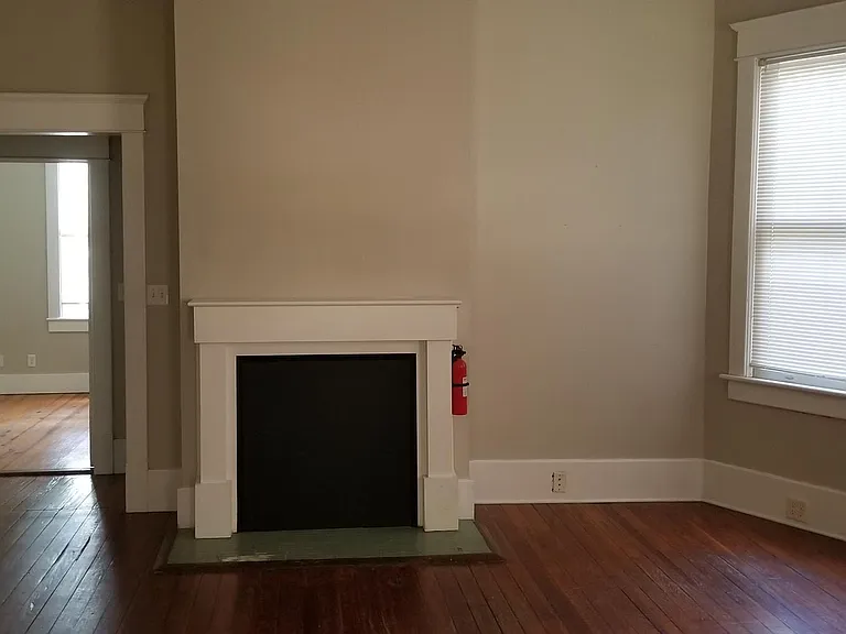 508 E Duffy St #B — Photo 14