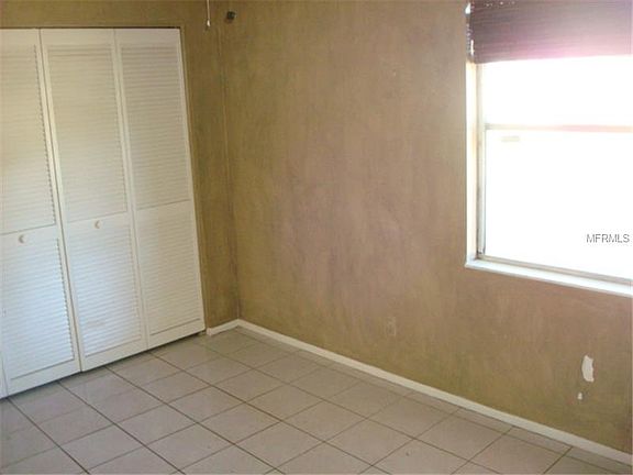 5th image of 2557 Mulberry Dr S