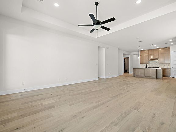 5th image of 19608 Domino Champ Rd