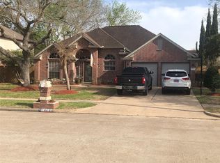 11025 32nd Ave N, Texas City, TX 77591