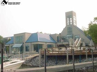 4260 E Marin Woods #6-2, Pt Clinton, OH 43452