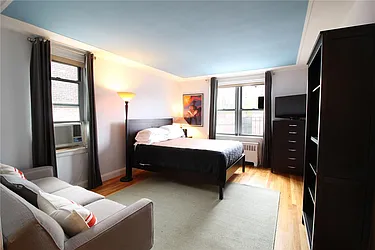 Sold by Engel & Völkers New York City