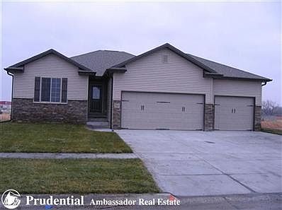 1st image of 7410 N 51st St