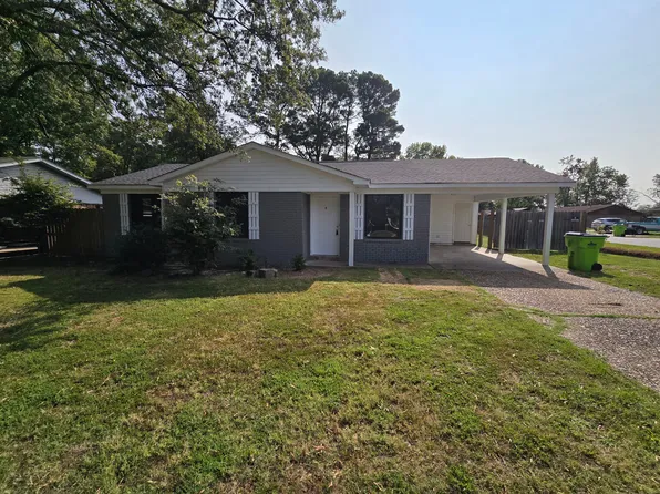 1221 Chestnut St, Lonoke, AR 72086