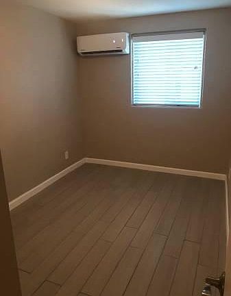 5th image of 10421 N 13th Ave APT A