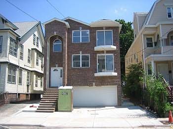 2nd image of 42 Chelsea Ave