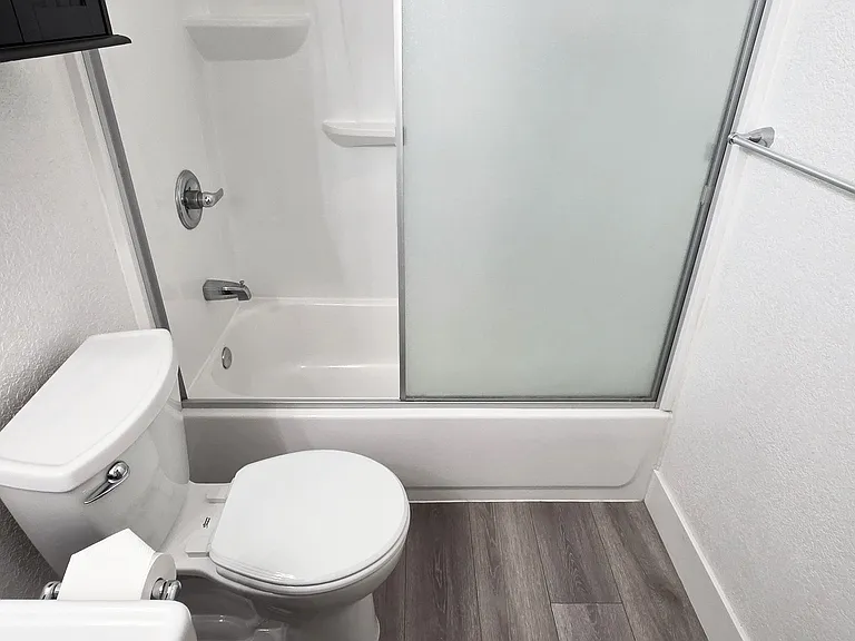 134 Globe Ave — Photo 14