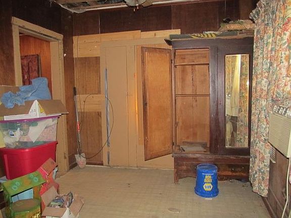 5th image of 3211 Rev Dr Samuel Jones St